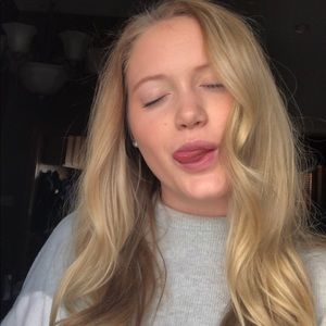 Meet your Posher, Markayla